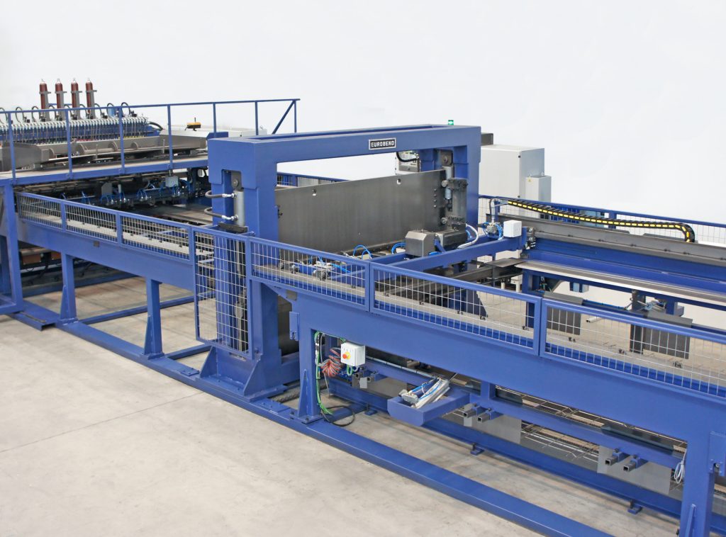 Advanced welding system for 3D fencing mesh panels