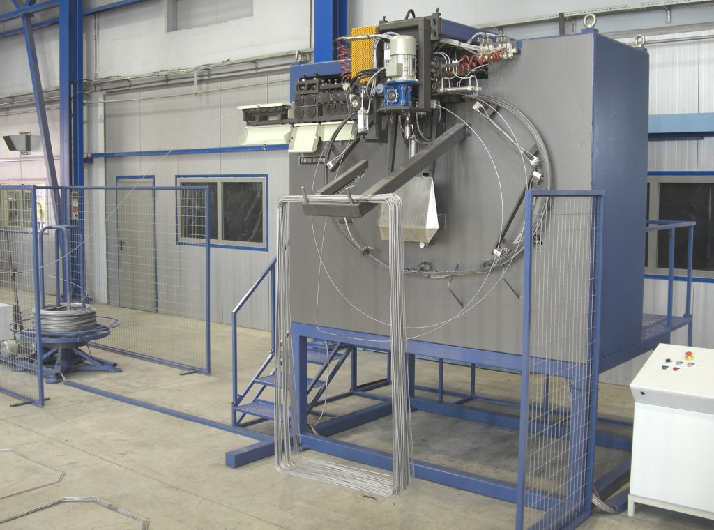 Automatic closed mattress frame bending machine