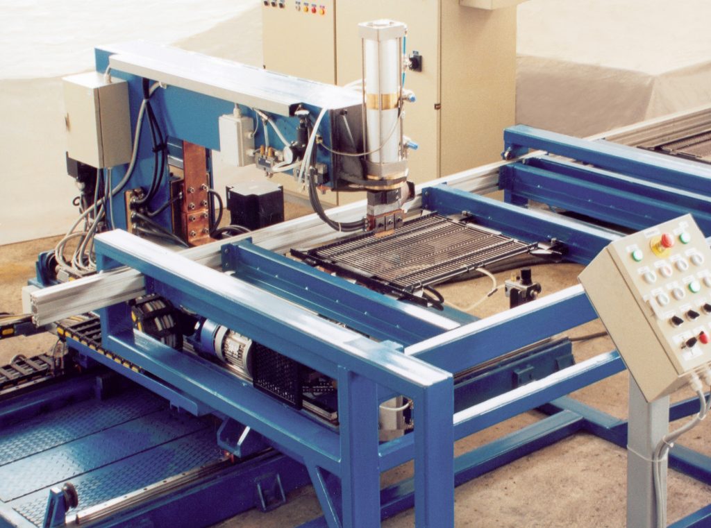 Flexible welding line for wire, tube, and sheet components