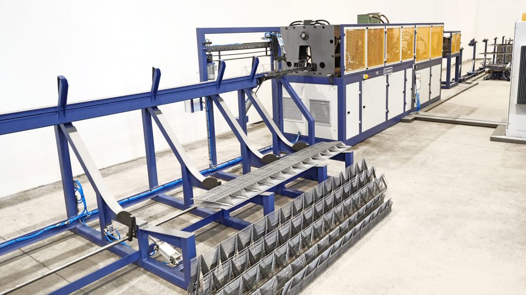 Automatic lattice girder