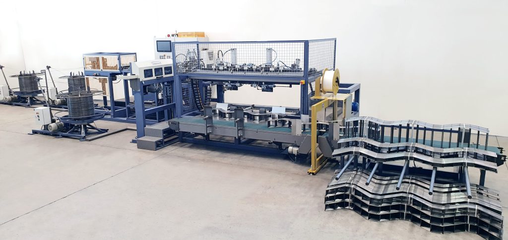 Automatic welding lines for the production of ladder-type strip spacers