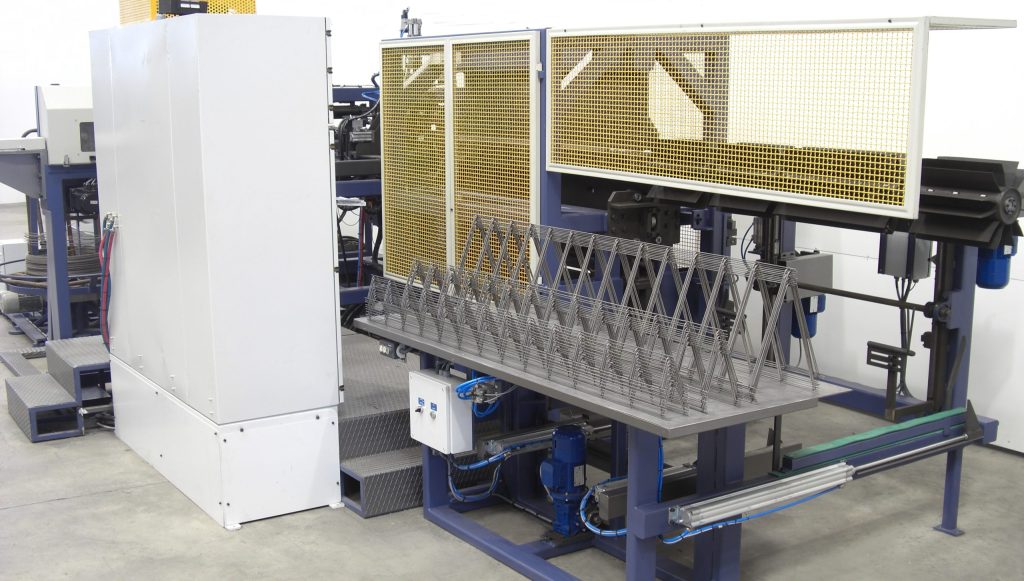 High-output spacer welding line