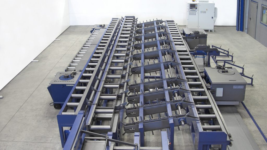 Flexible twin head rebar bending system.